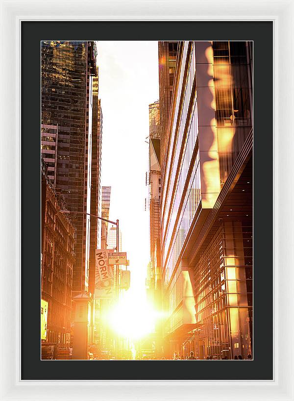 New York Sunset - Framed Print